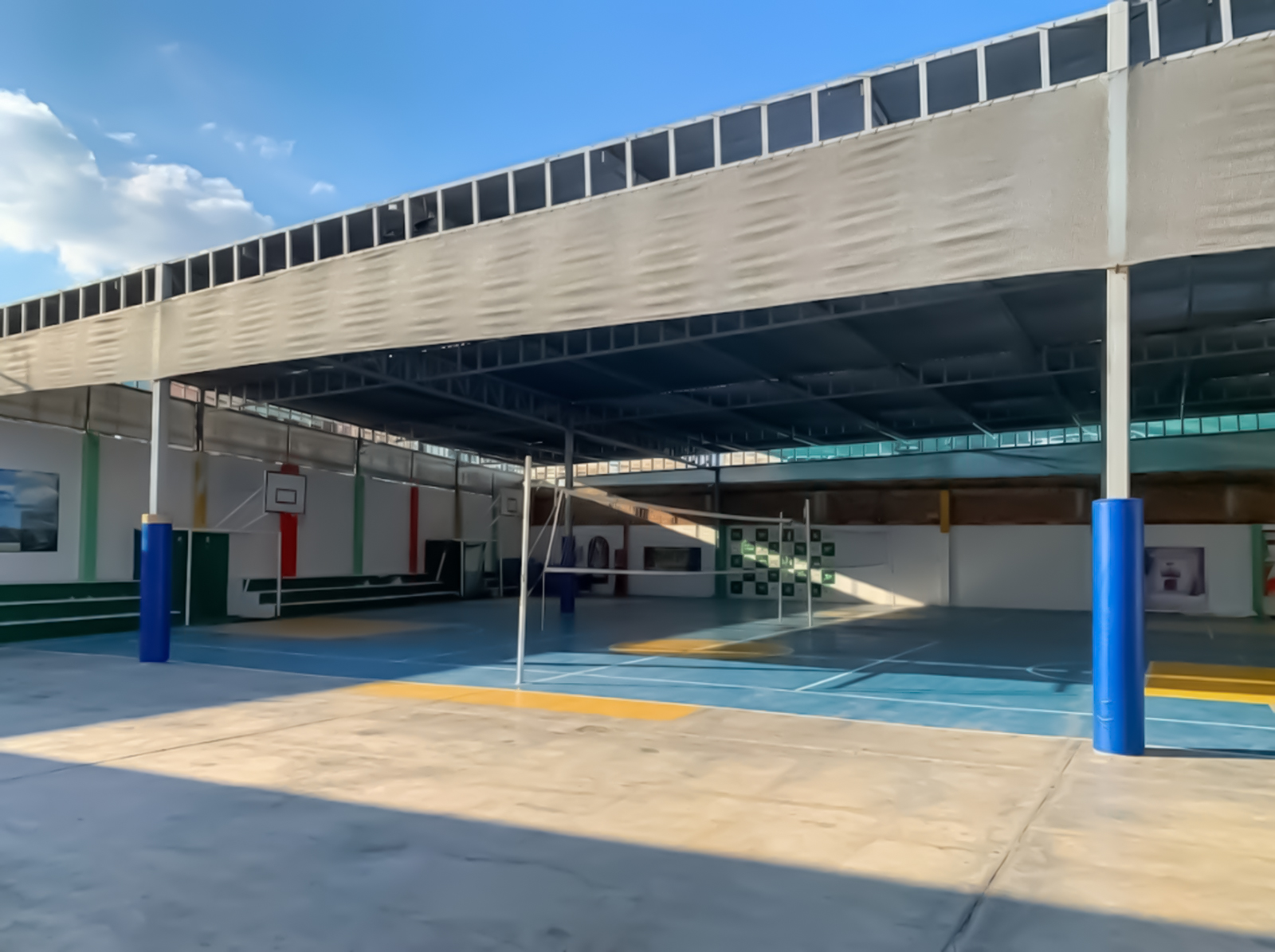 Campo deportivo cubierto Colegio Las Palmas